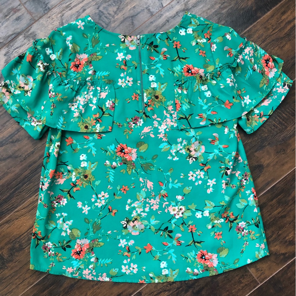 xhilaration floral blouse - Picture 2 of 7